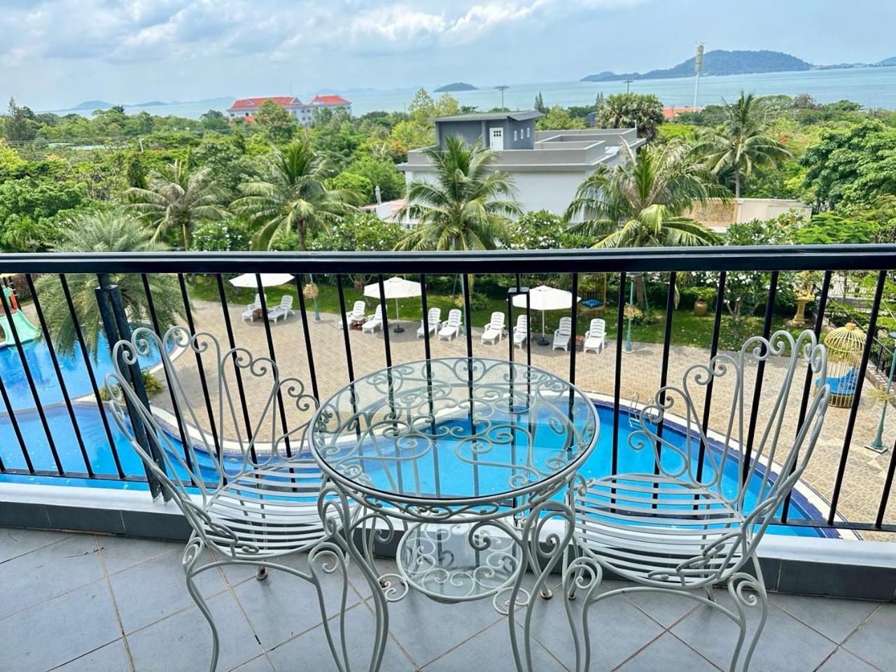 Kep Bay Hotel & Resort Exteriér fotografie